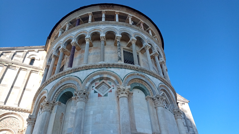 Itineriario Pisa 1 giorno: si comincia con Piazza dei Miracoli e il suo Duomo