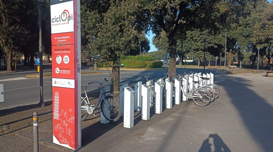 Come muoversi a Pisa senza auto: bike-sharing e monopattini